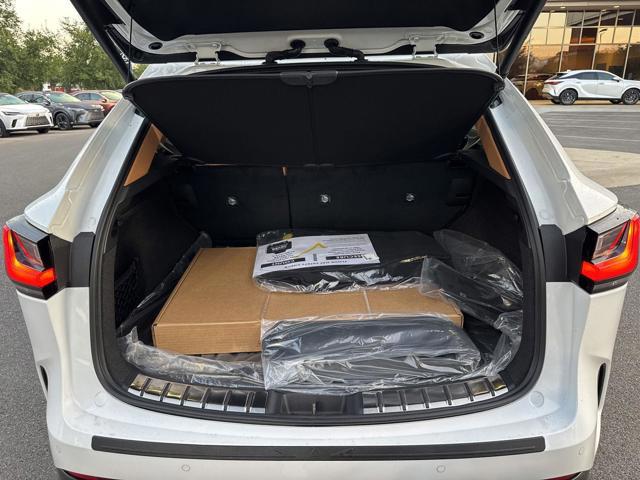 2026 Lexus NX 350h photo 19