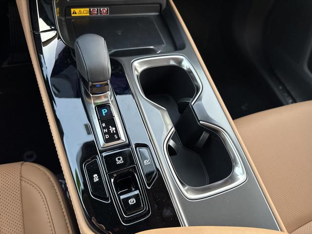 2026 Lexus NX 350h photo 27