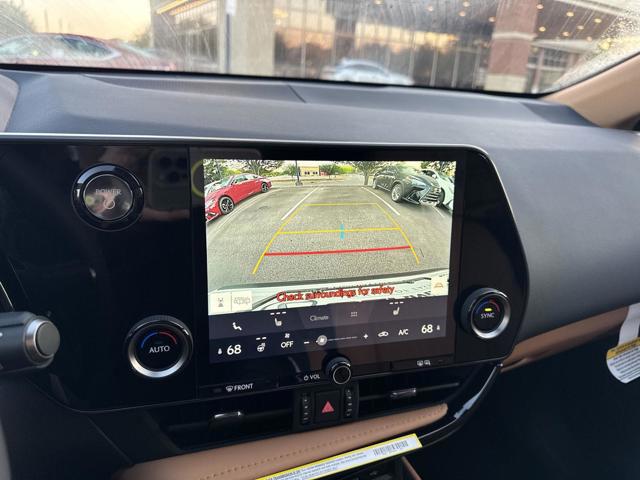 2026 Lexus NX 350h photo 28